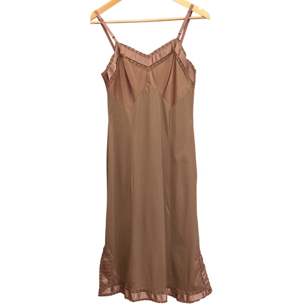 Vintage Henson Taupe Lace Trim Full Slip Dress Satin Detail Size 34 V-Neck